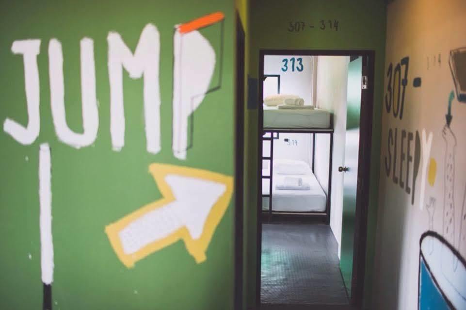 The Virgo Hostel 치앙마이 외부 사진